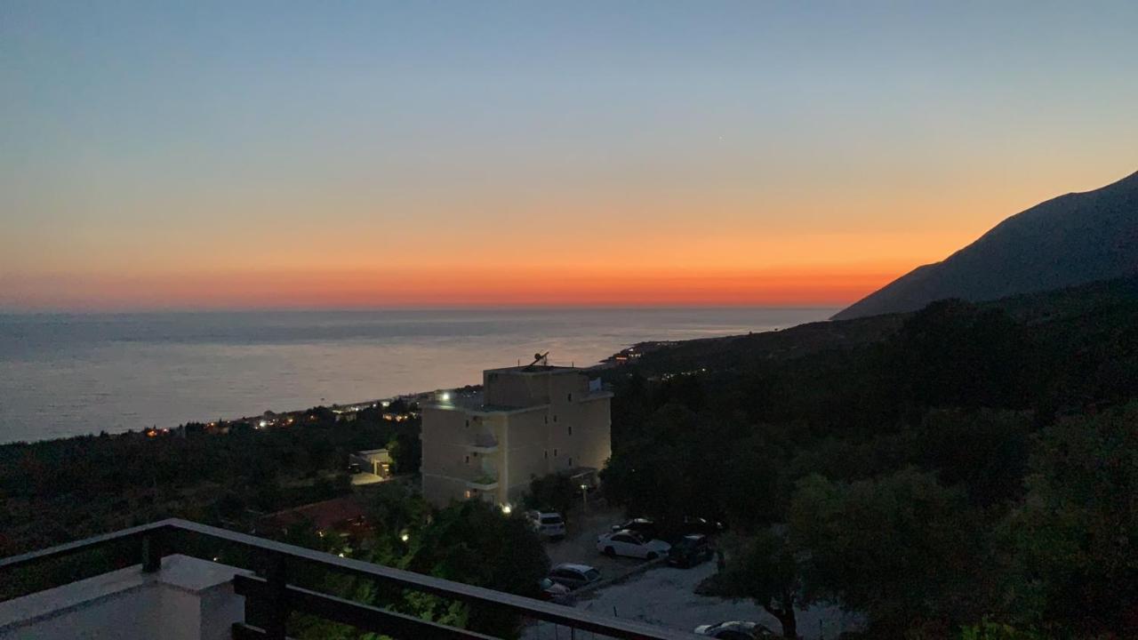 Hotel Natali Dhërmi Eksteriør bilde