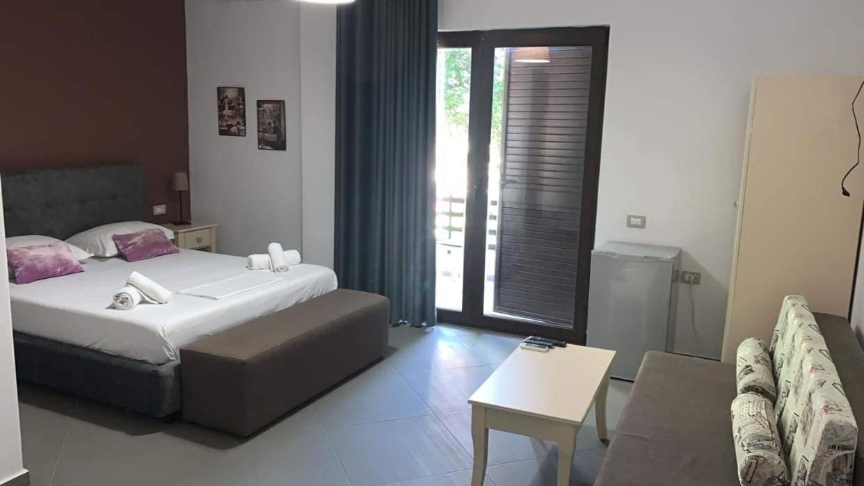 Hotel Natali Dhërmi Eksteriør bilde